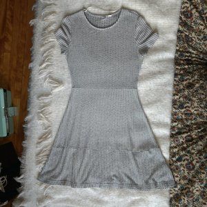 GAP Short Sleeved A-Line Dress Grey